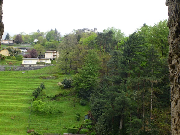 Sasso Corbaro desde Montebello1