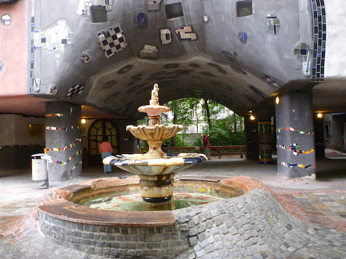 Hundertwasser Haus 6